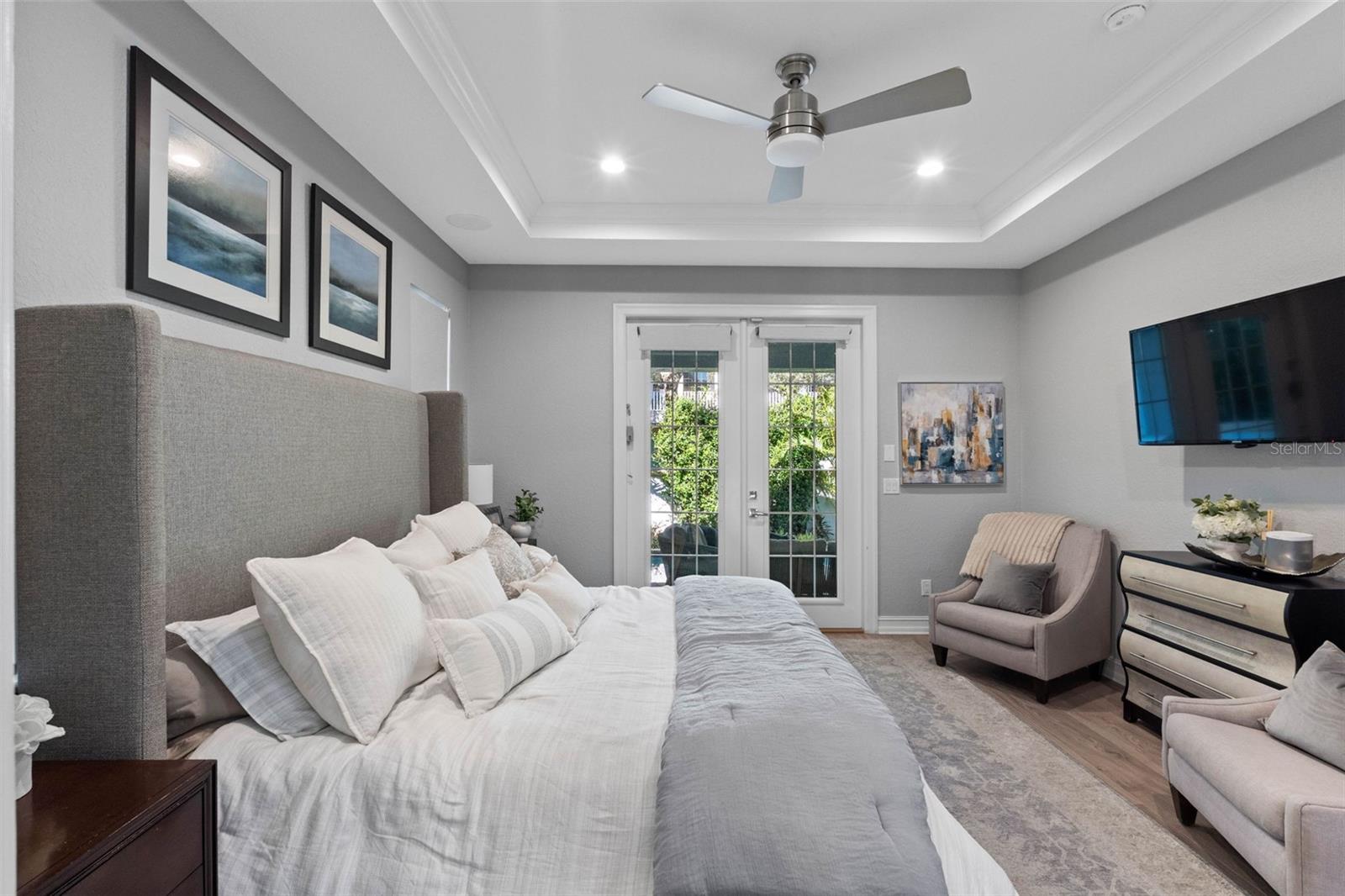6054 YEATS MANOR DR — photo 23