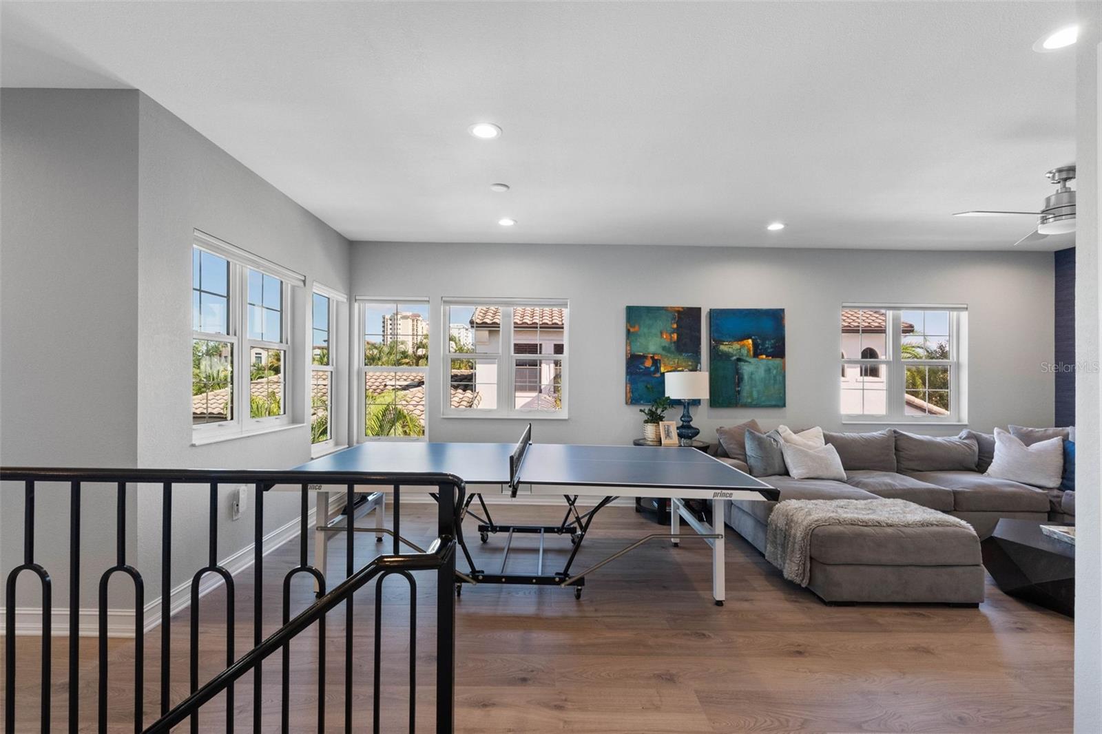 6054 YEATS MANOR DR — photo 33