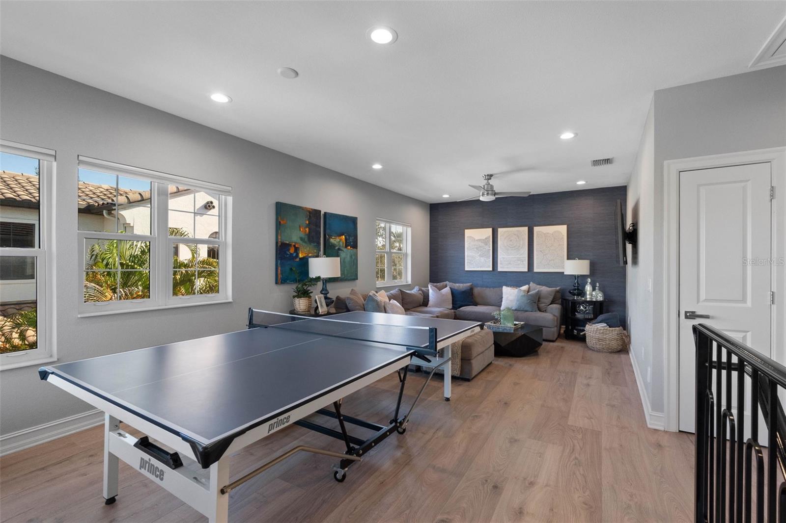 6054 YEATS MANOR DR — photo 36