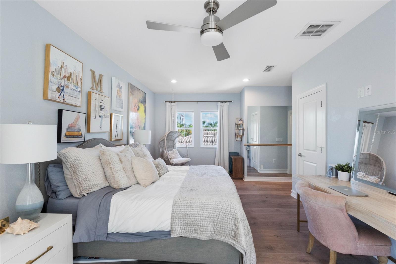 6054 YEATS MANOR DR — photo 34