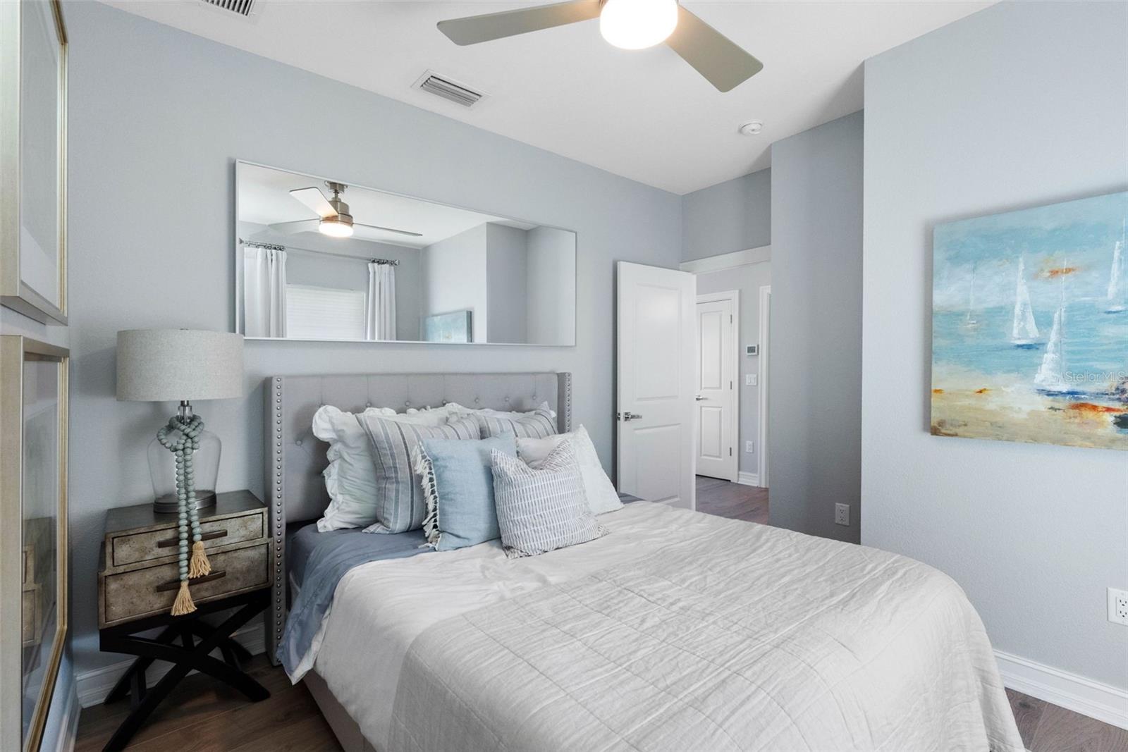 6054 YEATS MANOR DR — photo 41