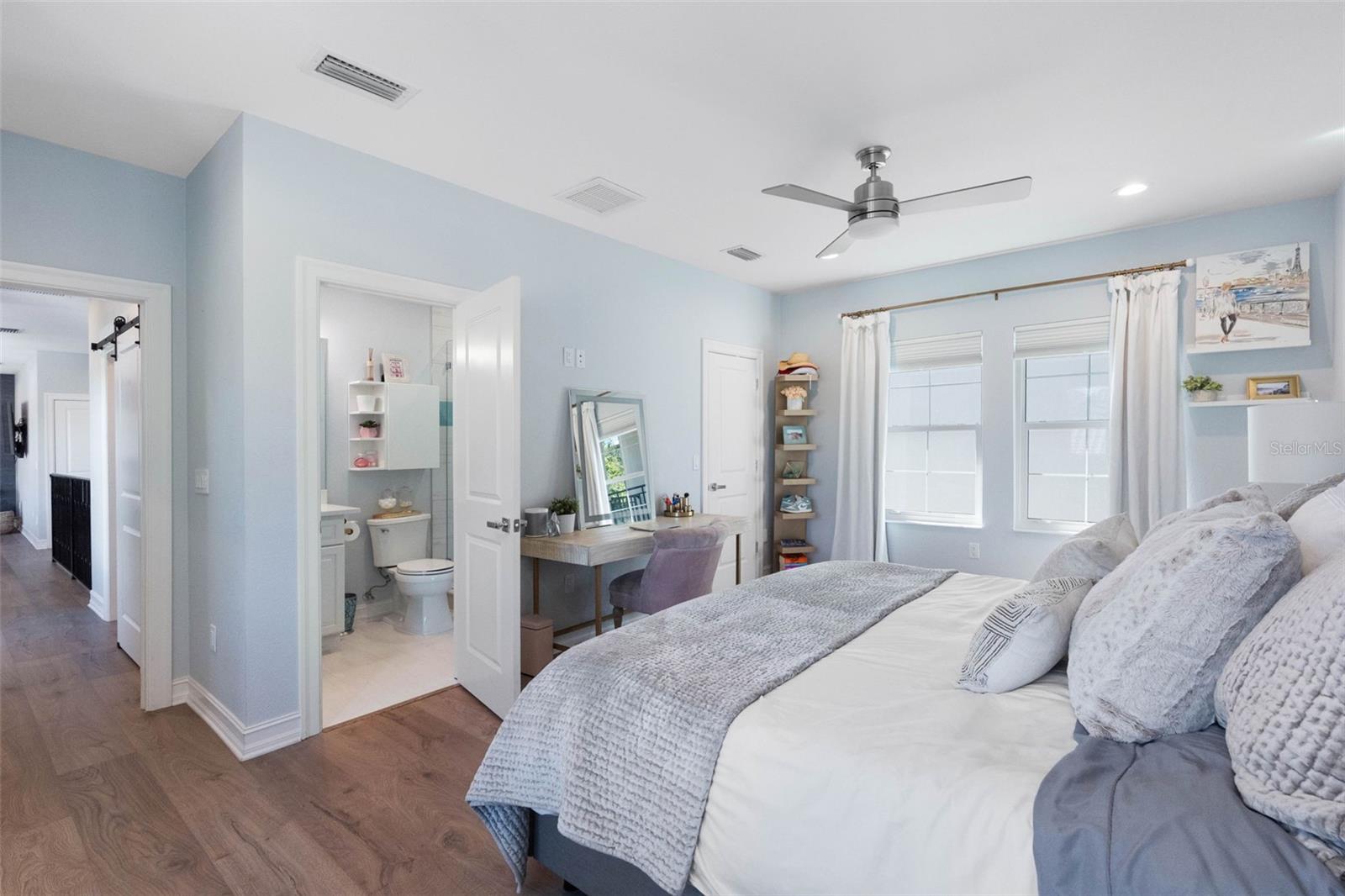6054 YEATS MANOR DR — photo 45