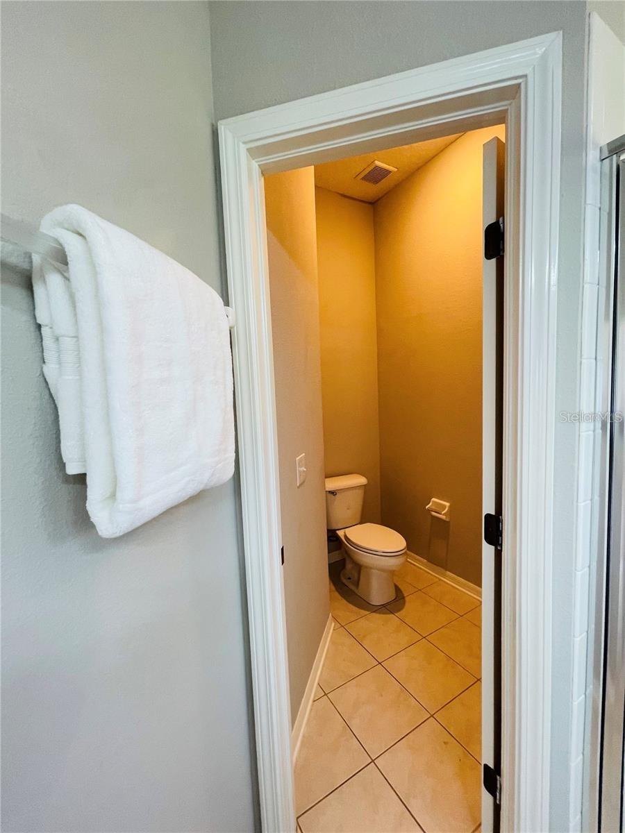 1822 RAVEN GLEN DR — photo 23