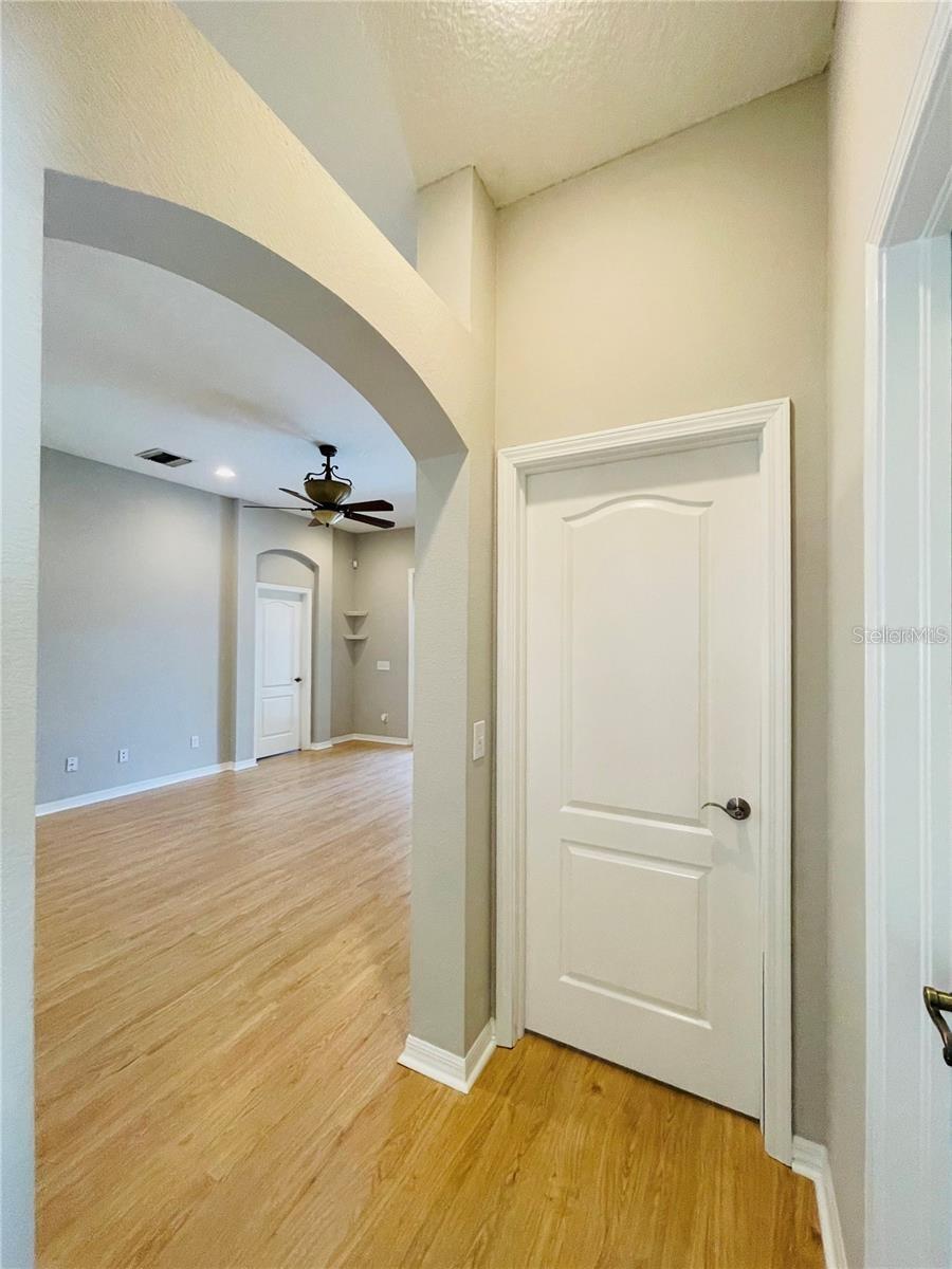 1822 RAVEN GLEN DR — photo 13