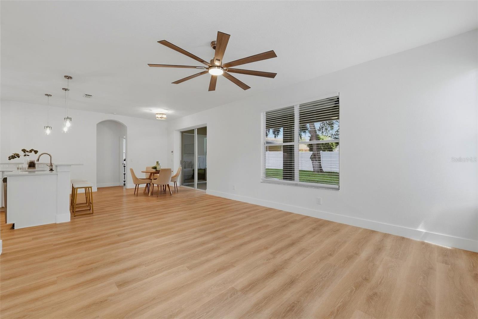 2927 MINUTEMAN LN — photo 16