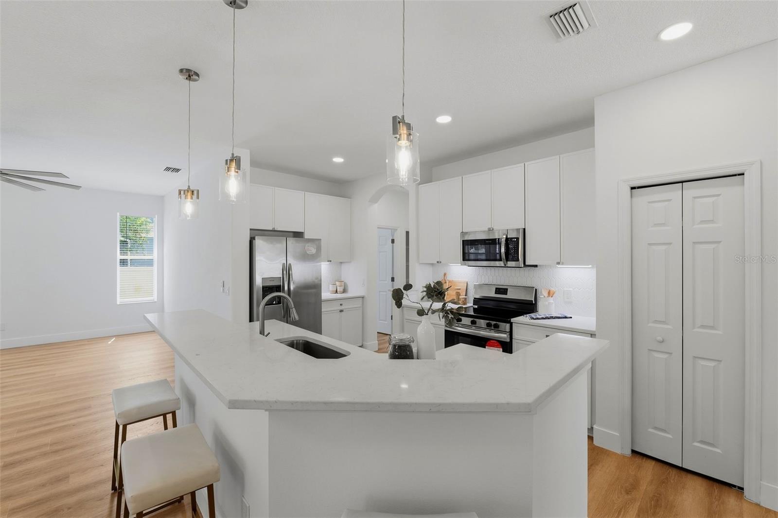 2927 MINUTEMAN LN — photo 27