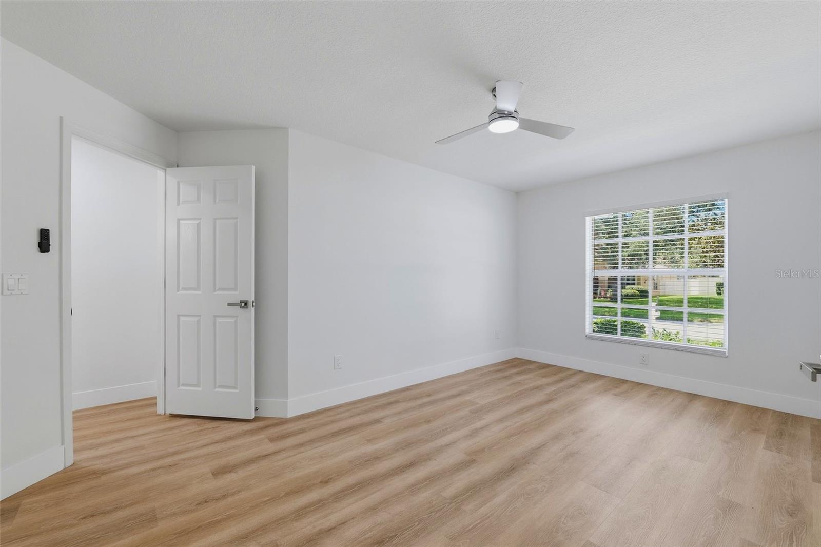 2927 MINUTEMAN LN — photo 11