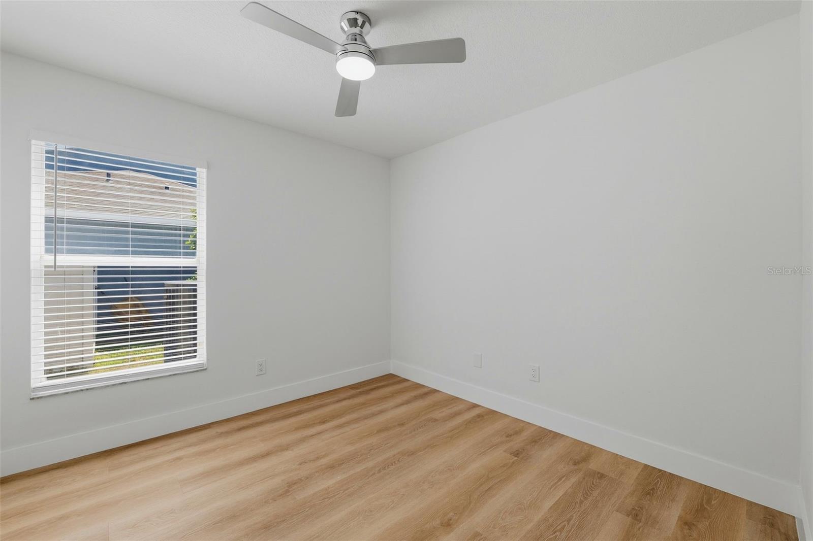 2927 MINUTEMAN LN — photo 36