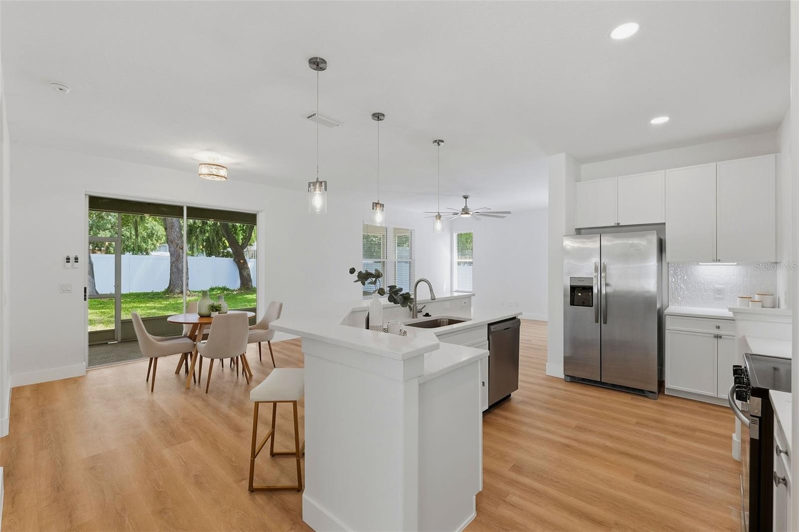 2927 MINUTEMAN LN — photo 32