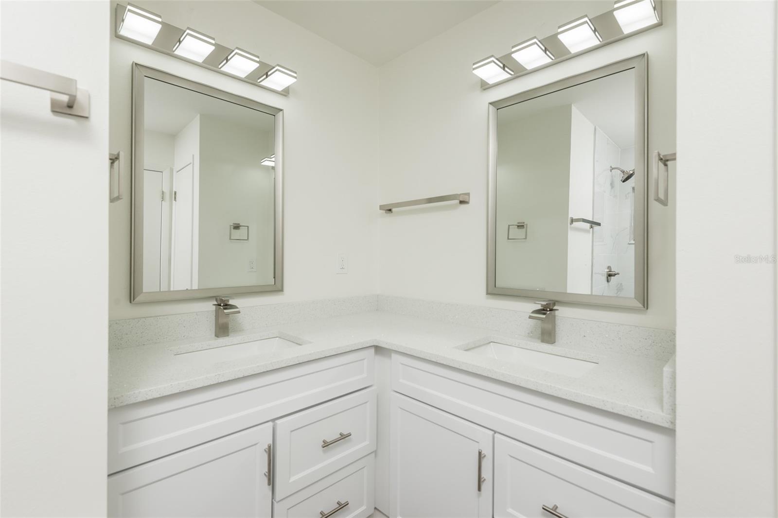 12114 FRUITWOOD DR — photo 18