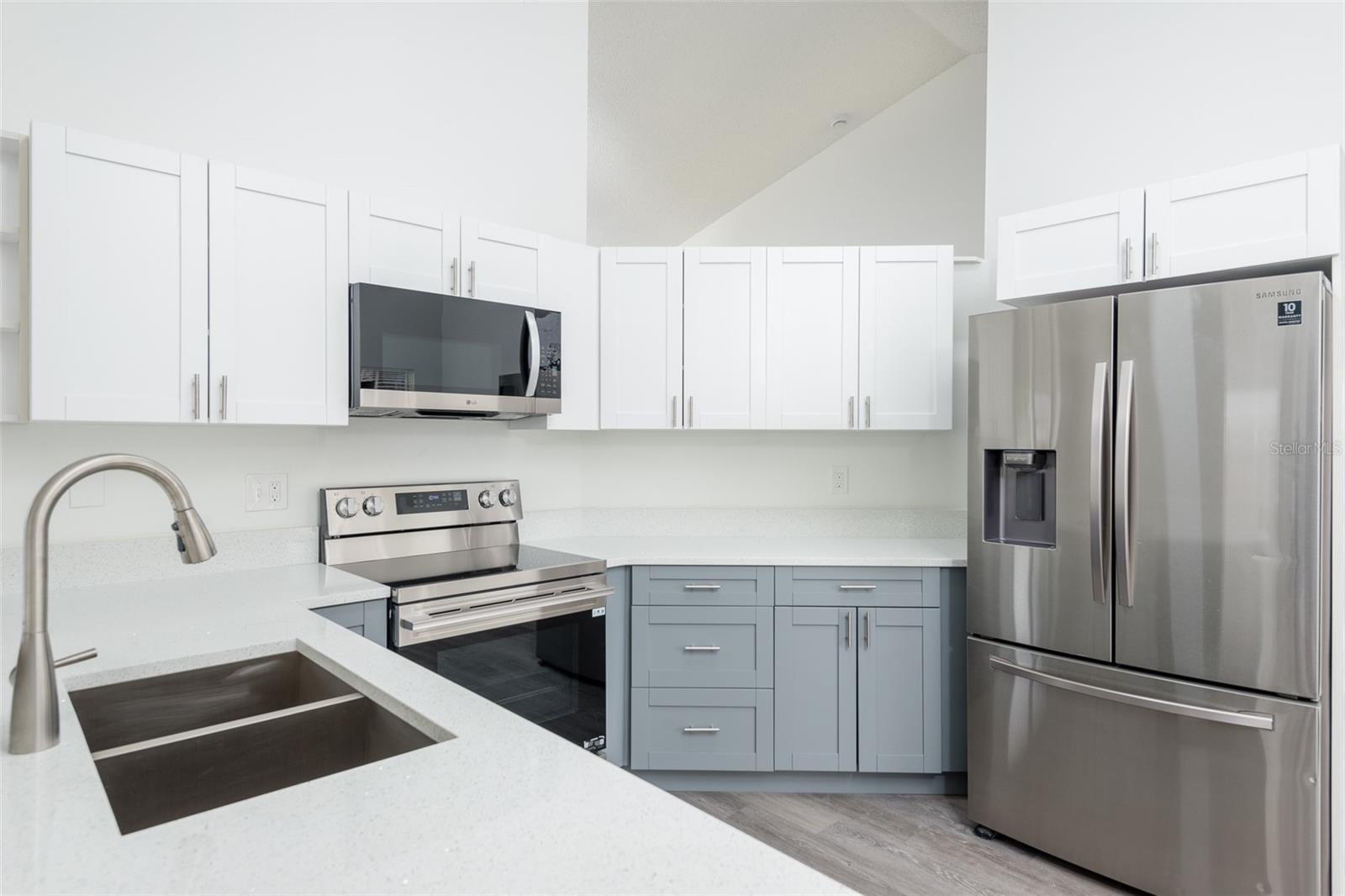 12114 FRUITWOOD DR — photo 12