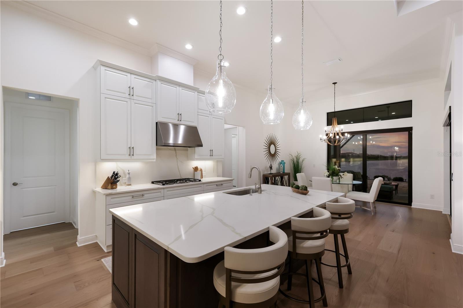 309 BOCELLI DR — photo 67
