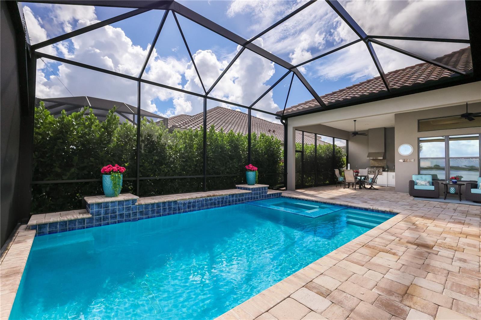 309 BOCELLI DR — photo 47