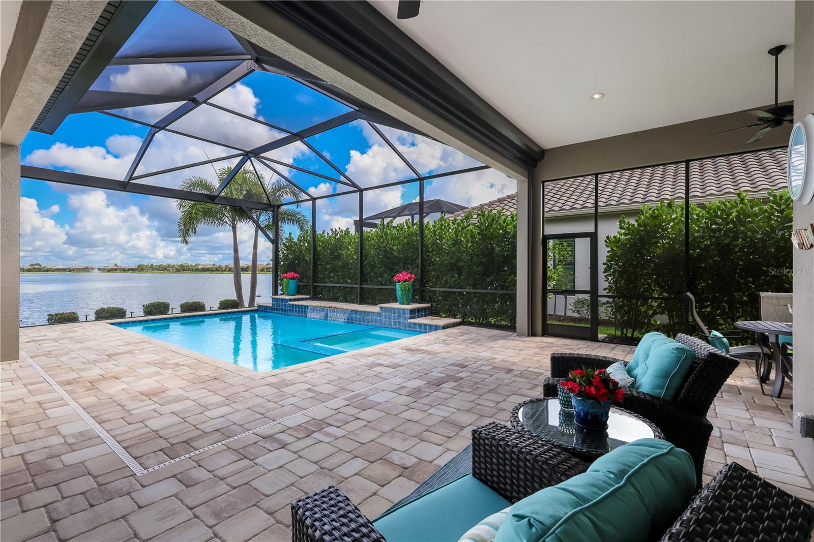 309 BOCELLI DR — photo 38