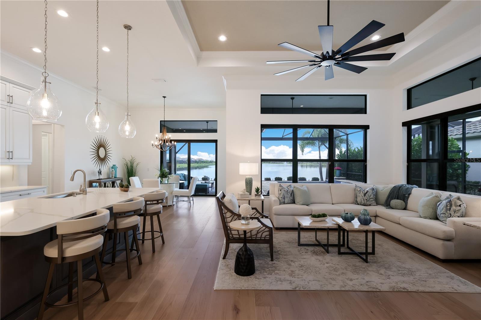 309 BOCELLI DR — photo 7