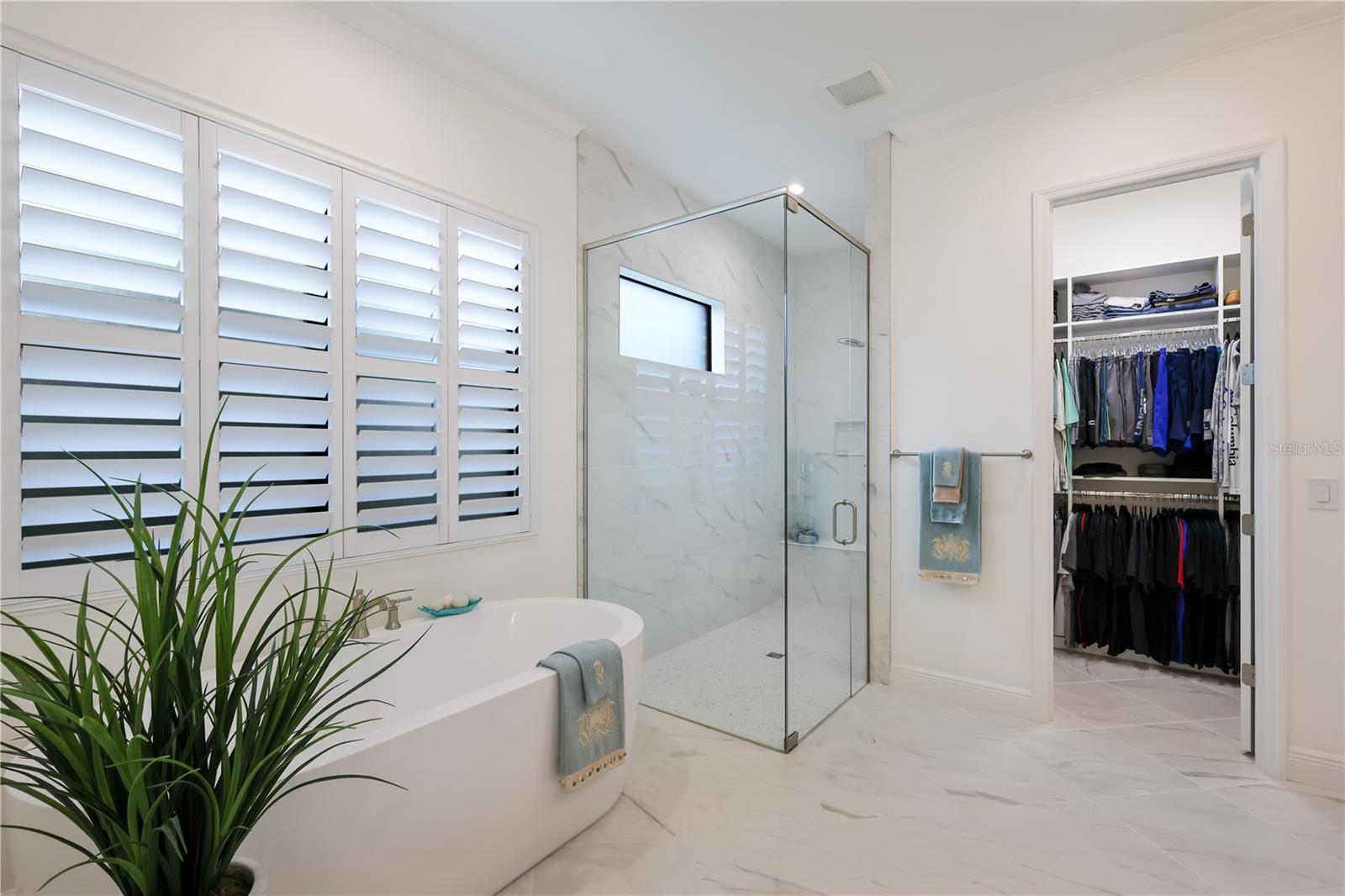 309 BOCELLI DR — photo 25