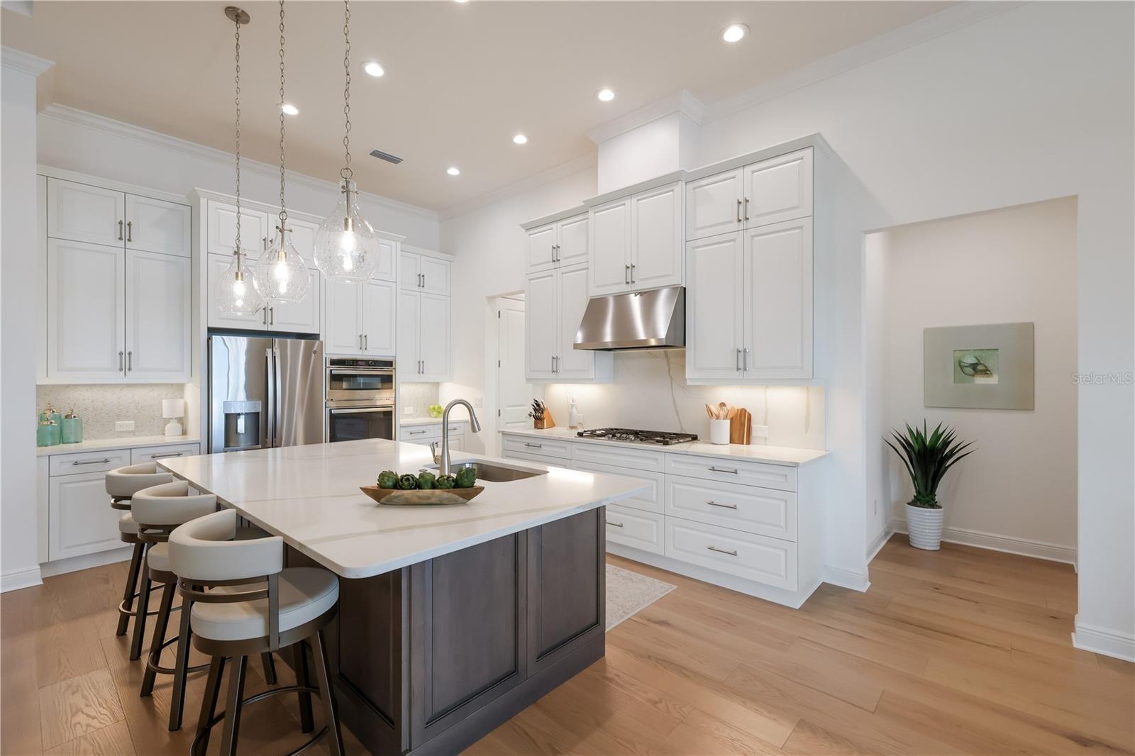 309 BOCELLI DR — photo 12