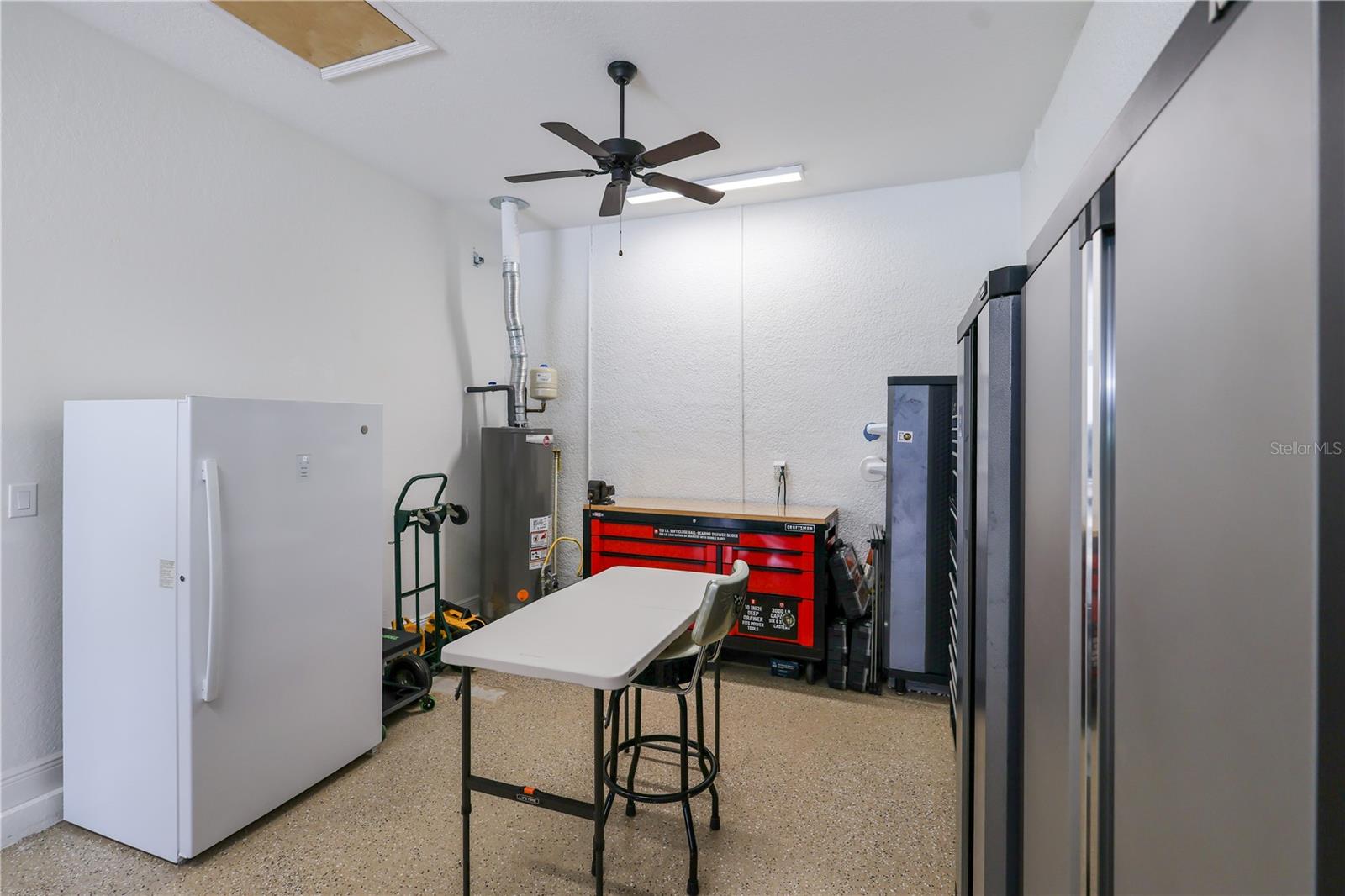 309 BOCELLI DR — photo 37