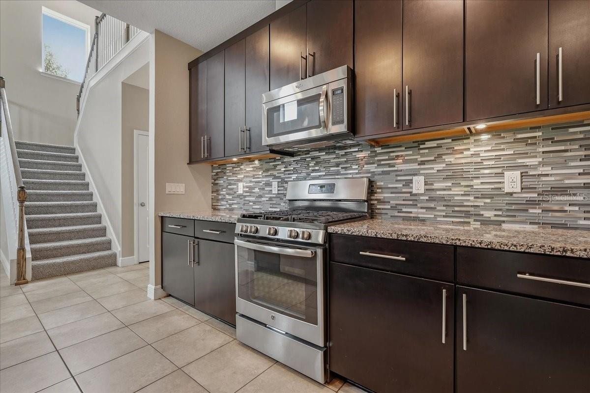 7340 MILESTONE DR — photo 15