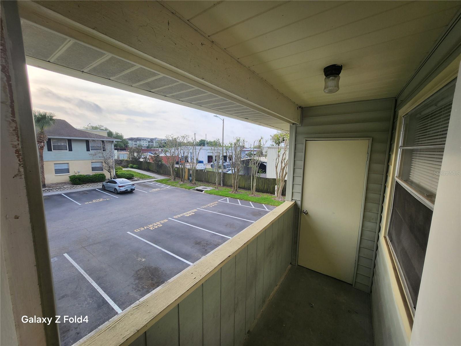 638 GOLDEN RAINTREE PL — photo 12
