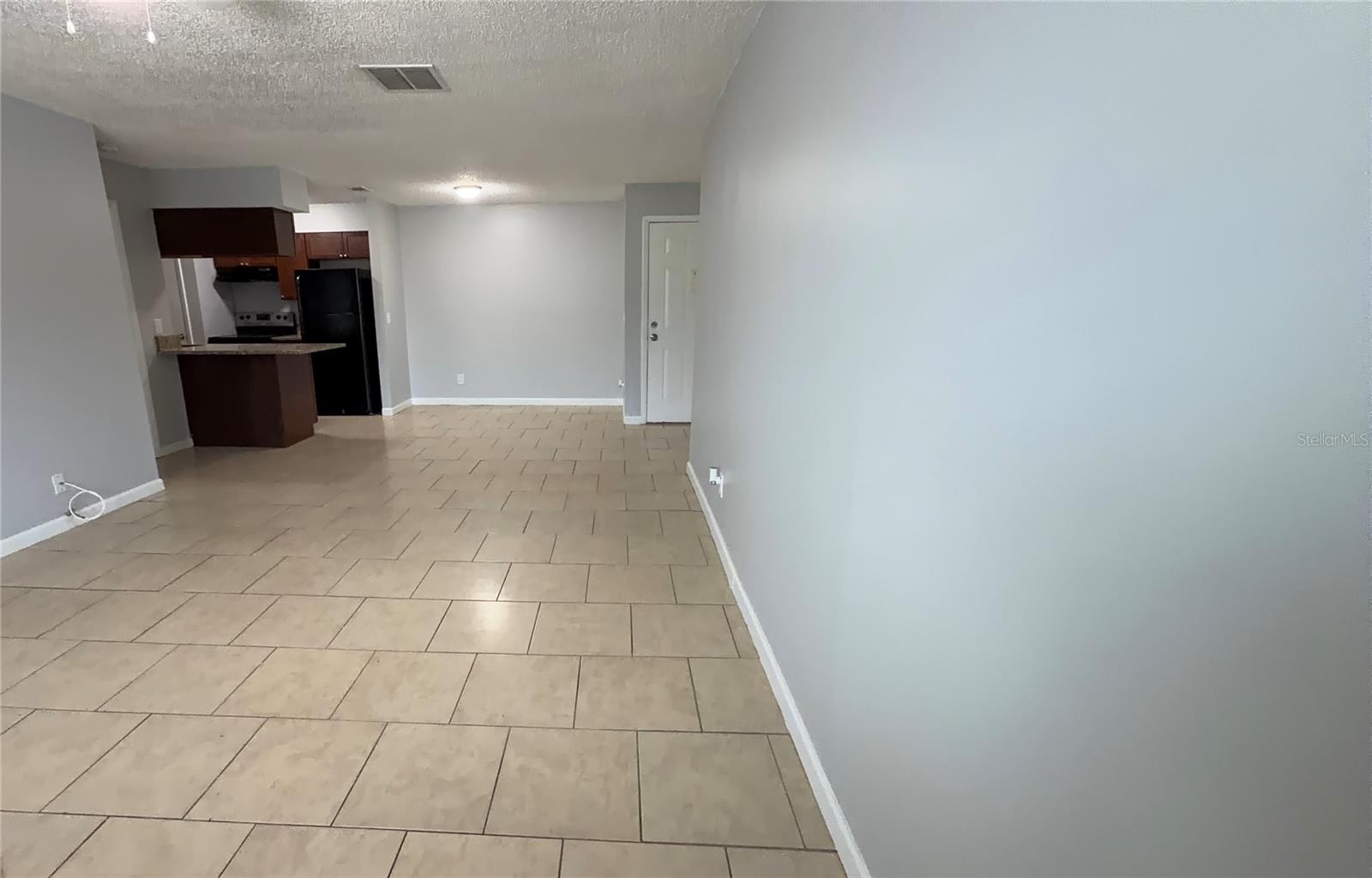 638 GOLDEN RAINTREE PL — photo 4