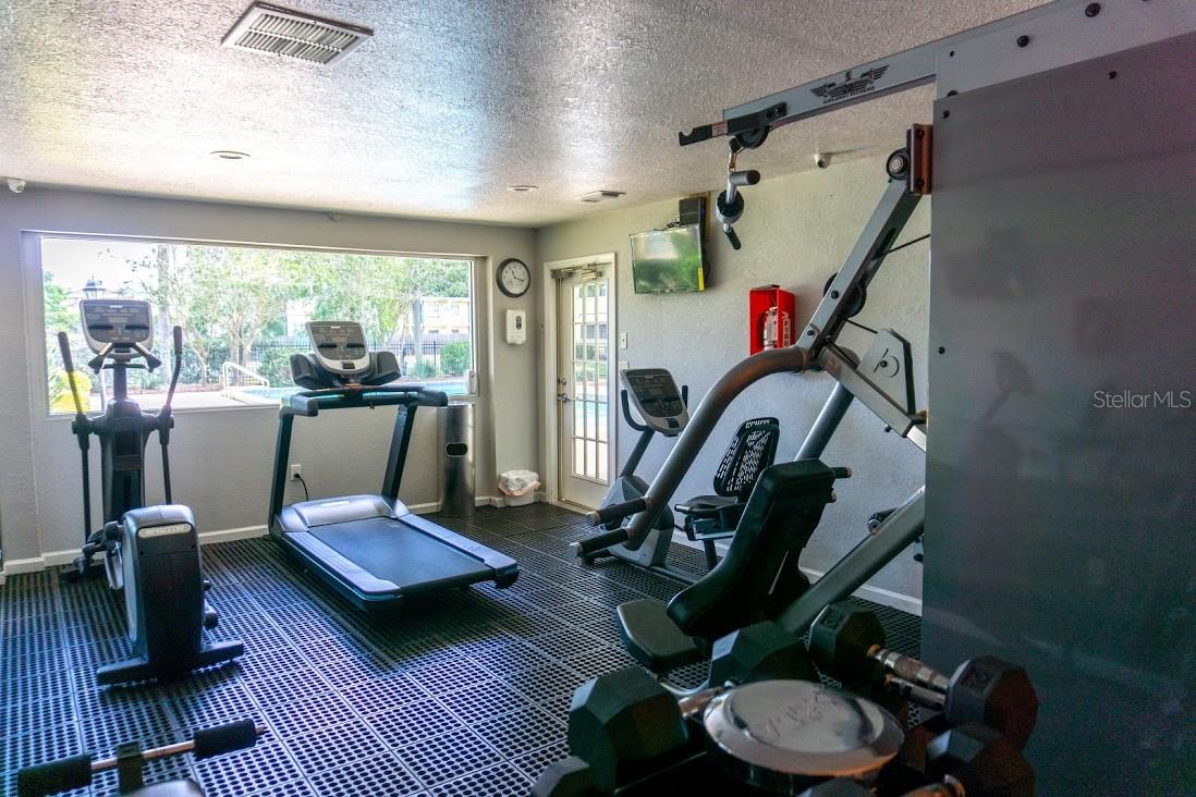 638 GOLDEN RAINTREE PL — photo 15