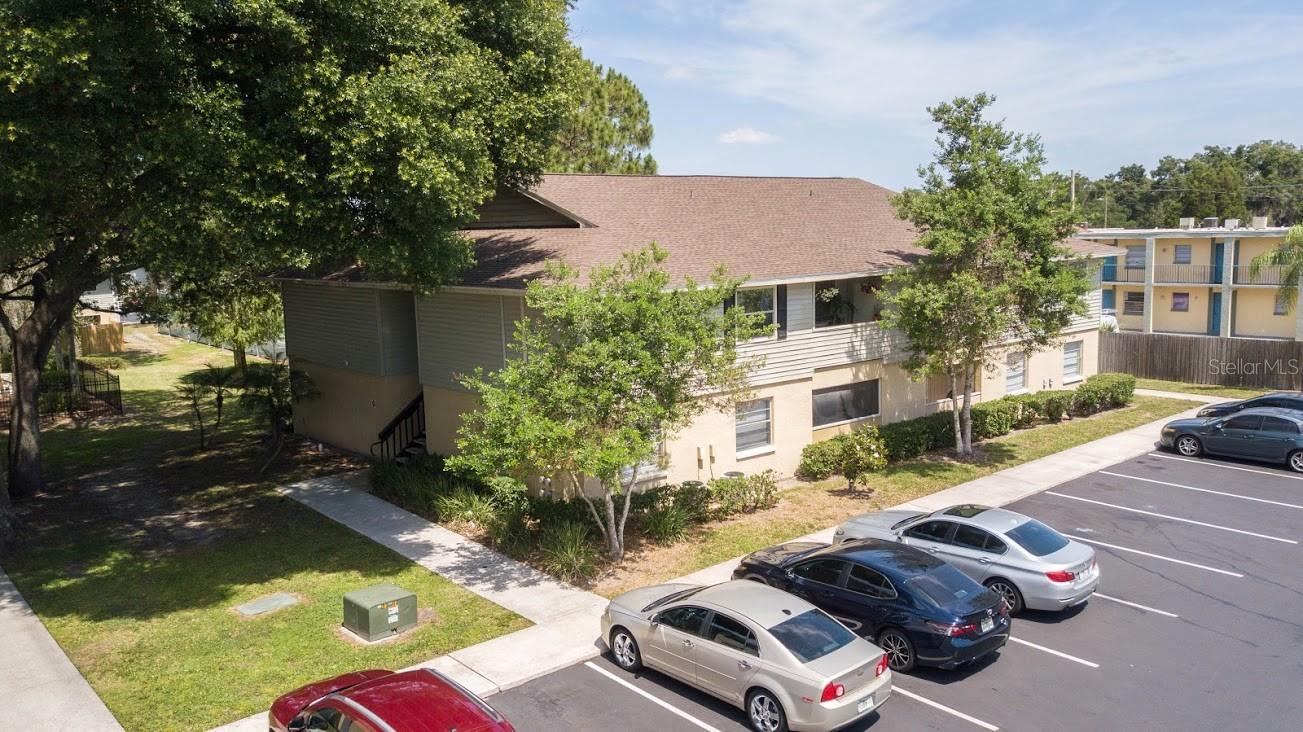 638 GOLDEN RAINTREE PL — photo 17