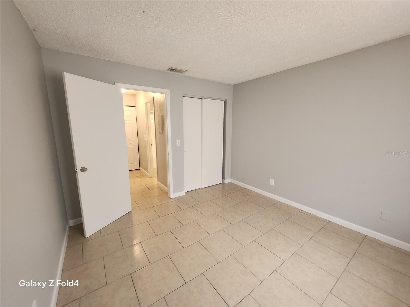 638 GOLDEN RAINTREE PL — photo 10