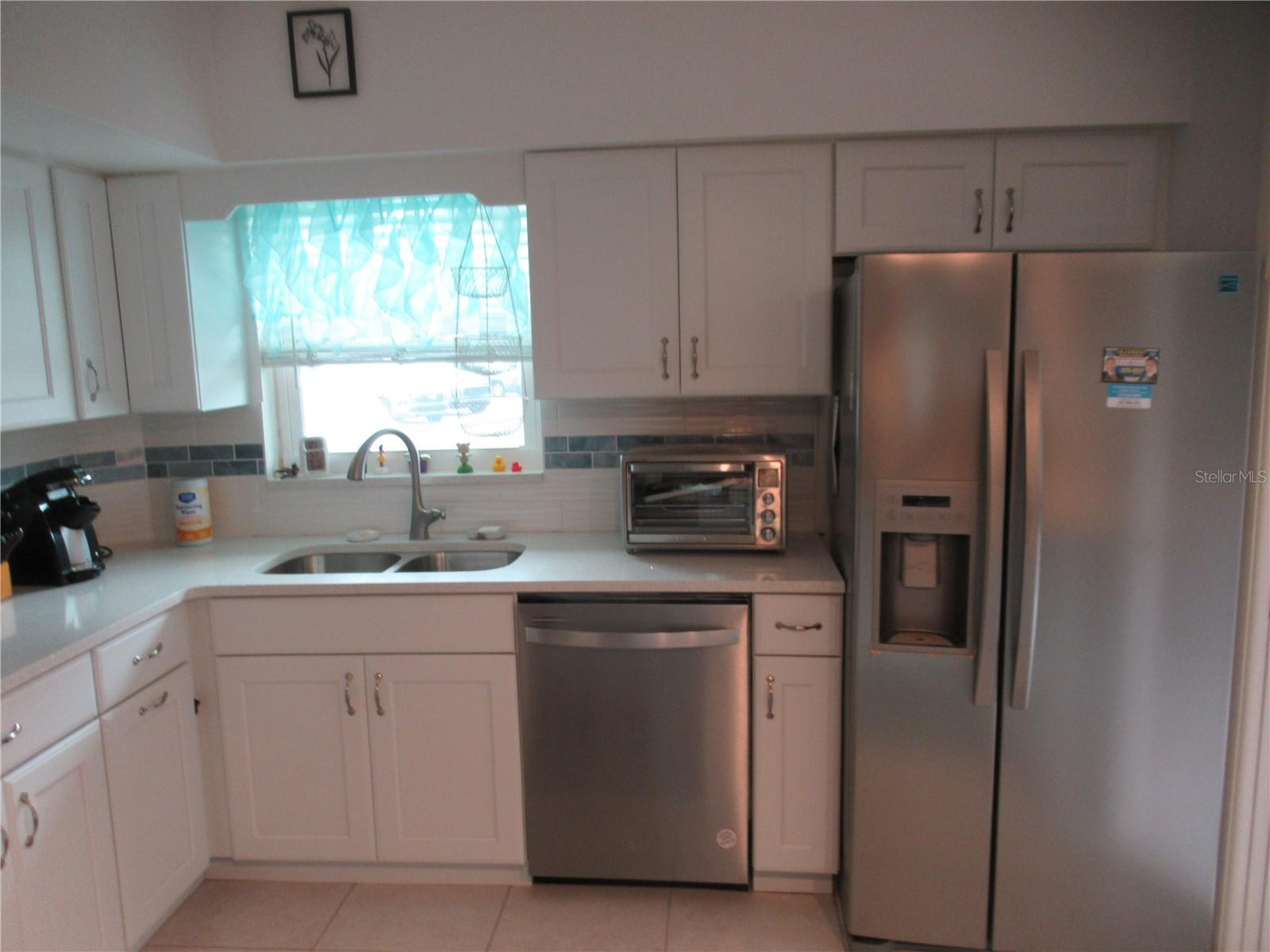 2441 PERSIAN DR #3 — photo 3