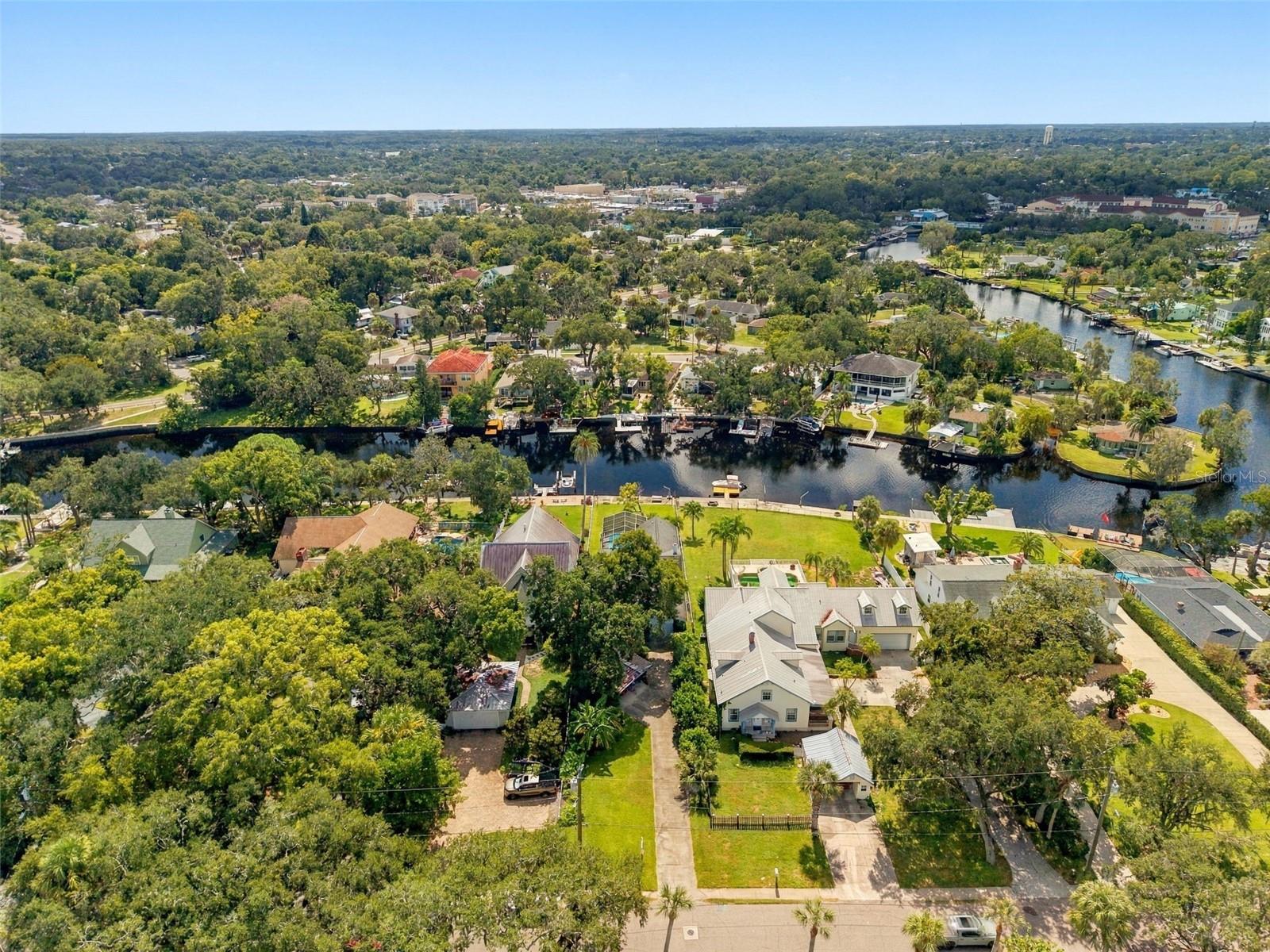 6674 RIVER RD — photo 43
