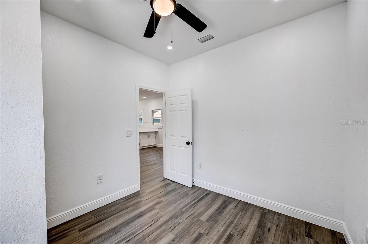 1622 BALLARD PARK DR — photo 20