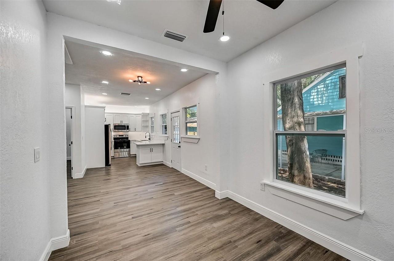 1622 BALLARD PARK DR — photo 3