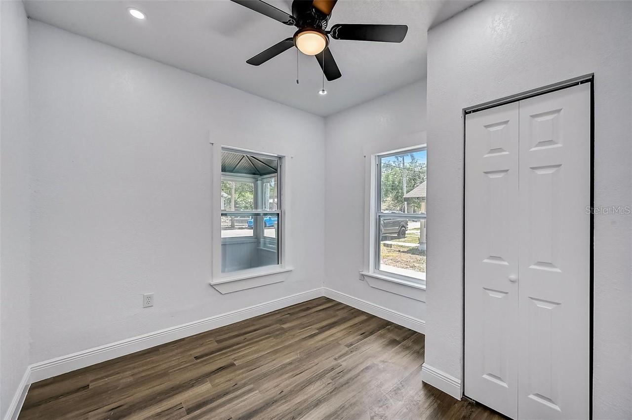 1622 BALLARD PARK DR — photo 17