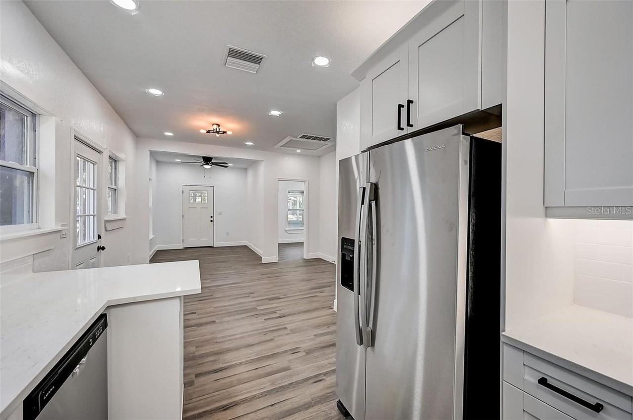 1622 BALLARD PARK DR — photo 12