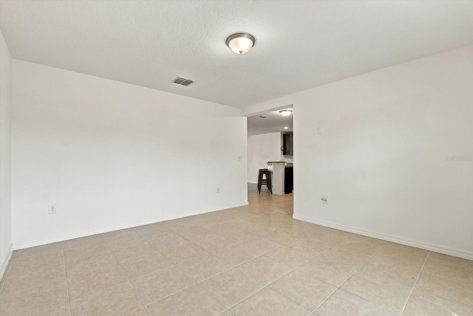 810 CHATHAM WALK DR — photo 16