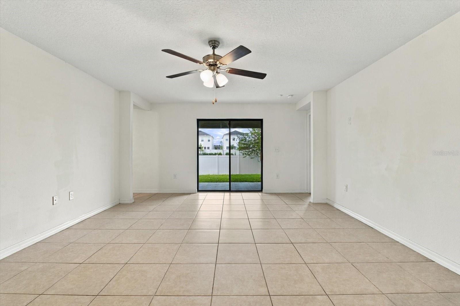 810 CHATHAM WALK DR — photo 9