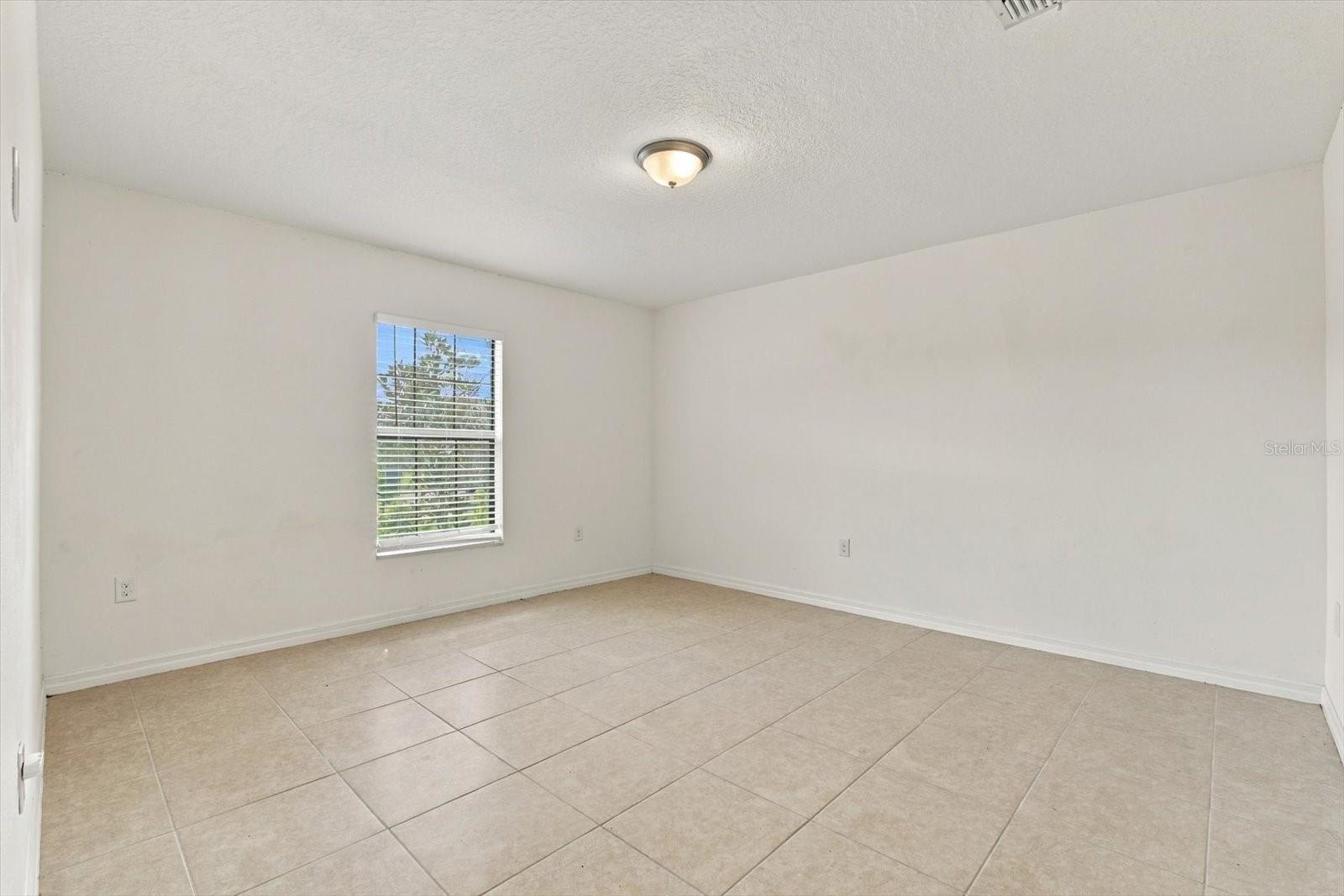 810 CHATHAM WALK DR — photo 15