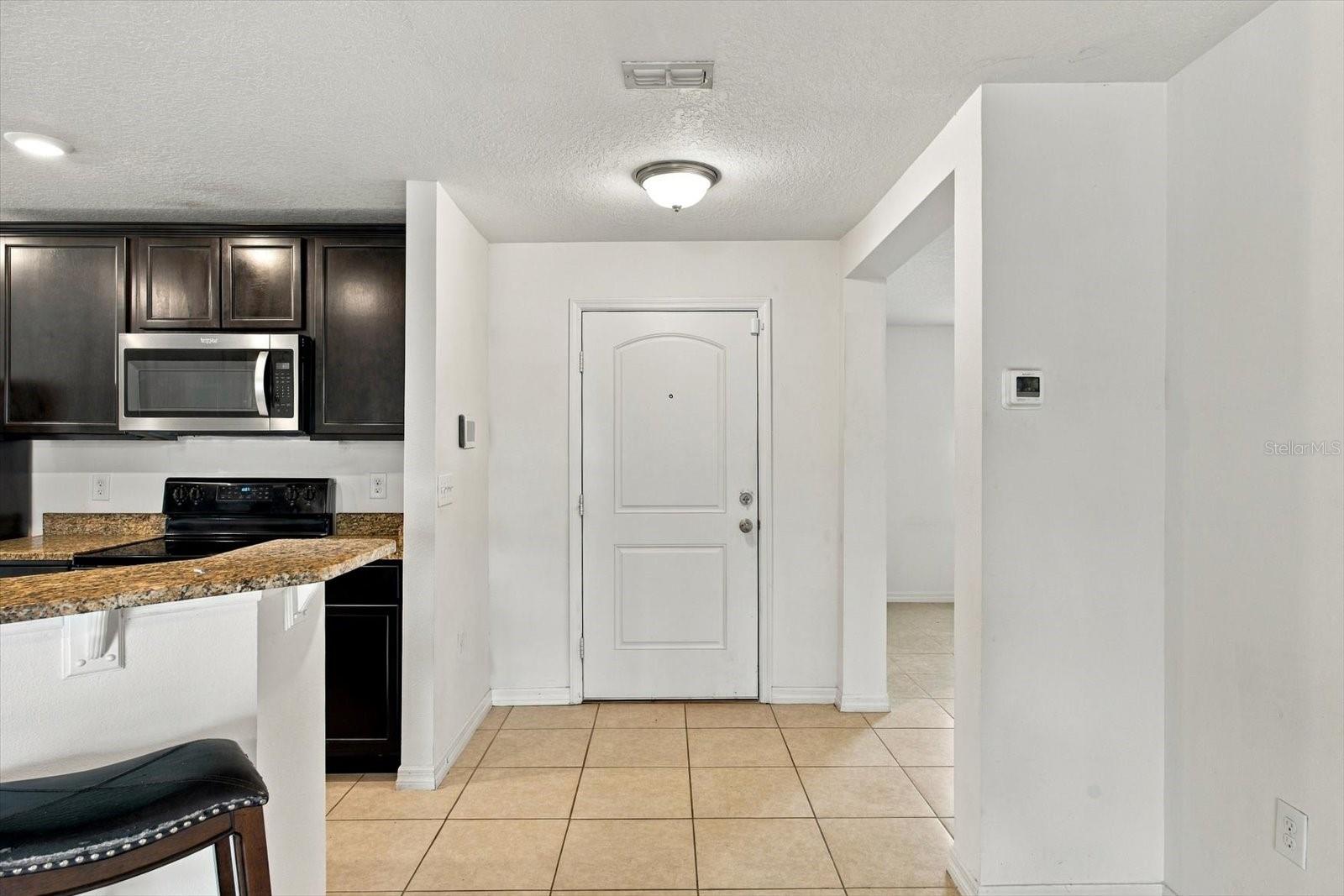 810 CHATHAM WALK DR — photo 10