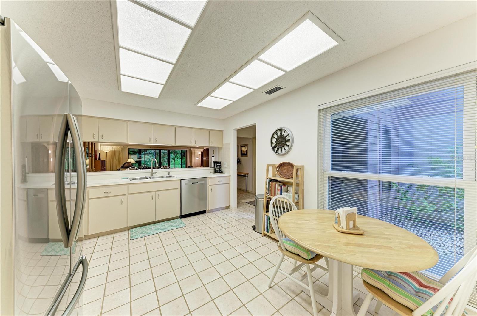 3952 WILSHIRE CIR E #166 — photo 17