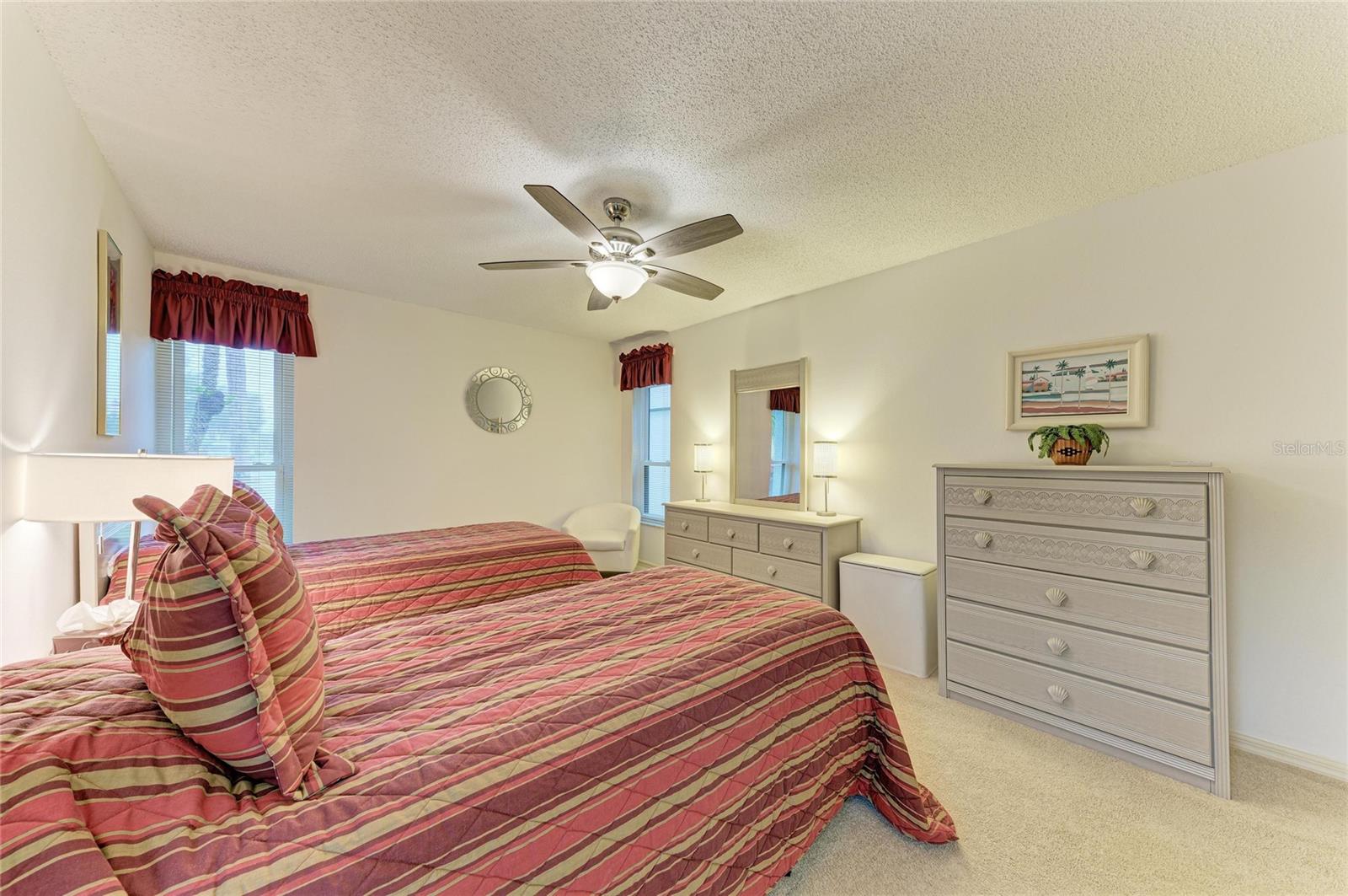 3952 WILSHIRE CIR E #166 — photo 31