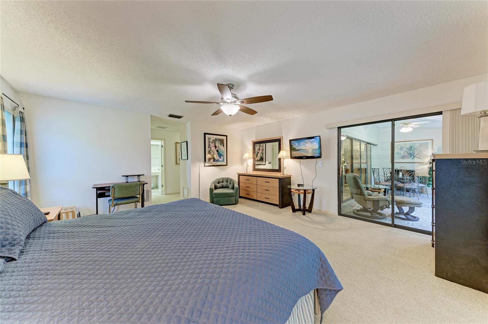 3952 WILSHIRE CIR E #166 — photo 23