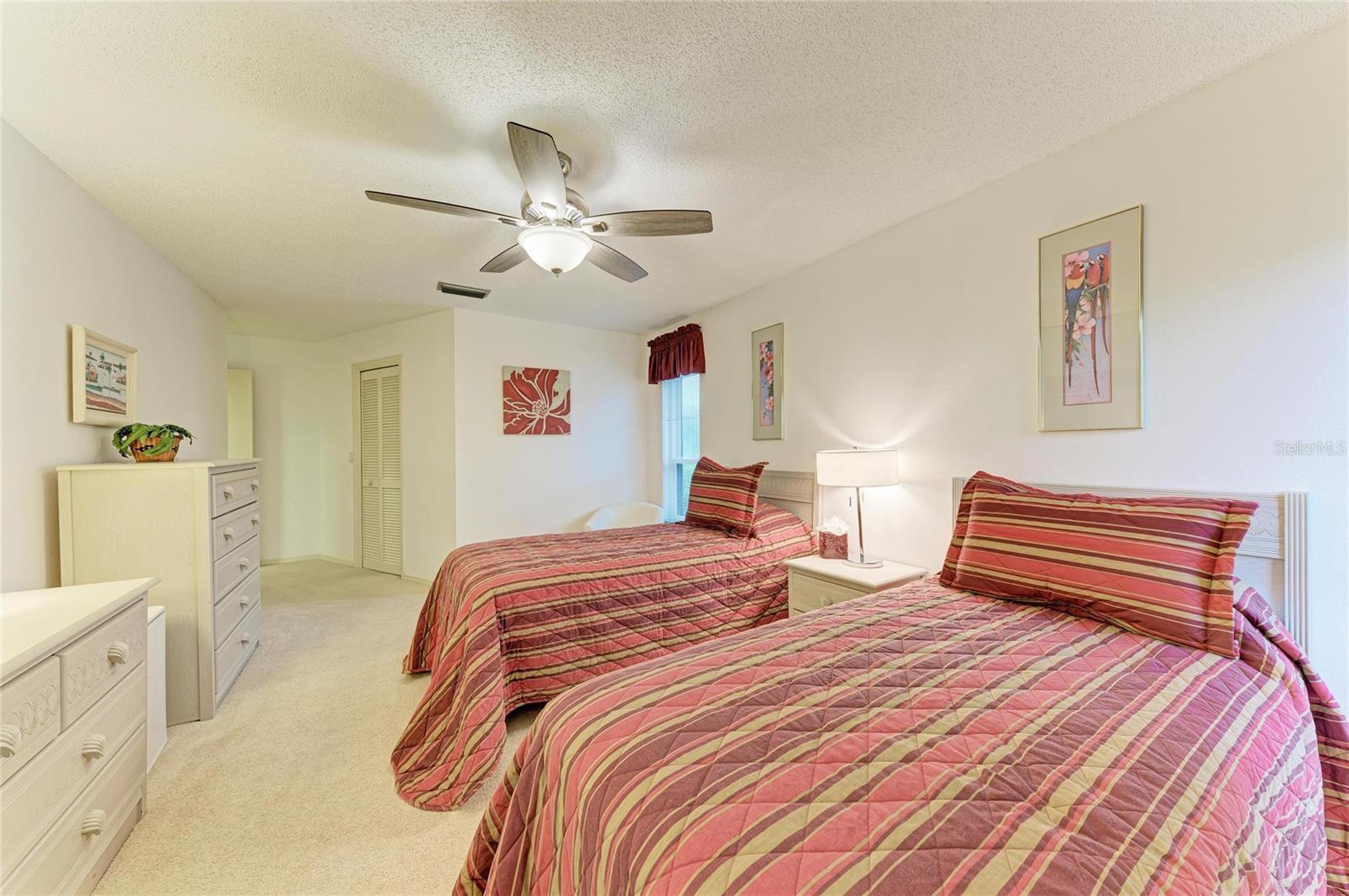 3952 WILSHIRE CIR E #166 — photo 32
