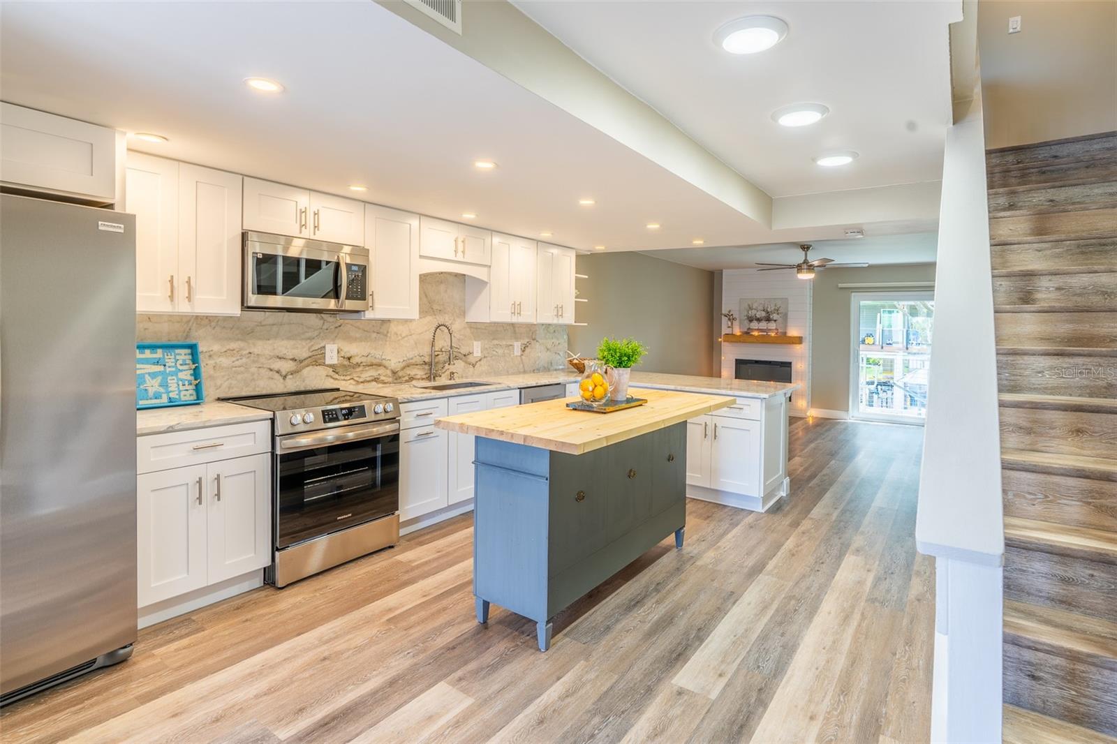 433 S PAULA DR #21 — photo 6