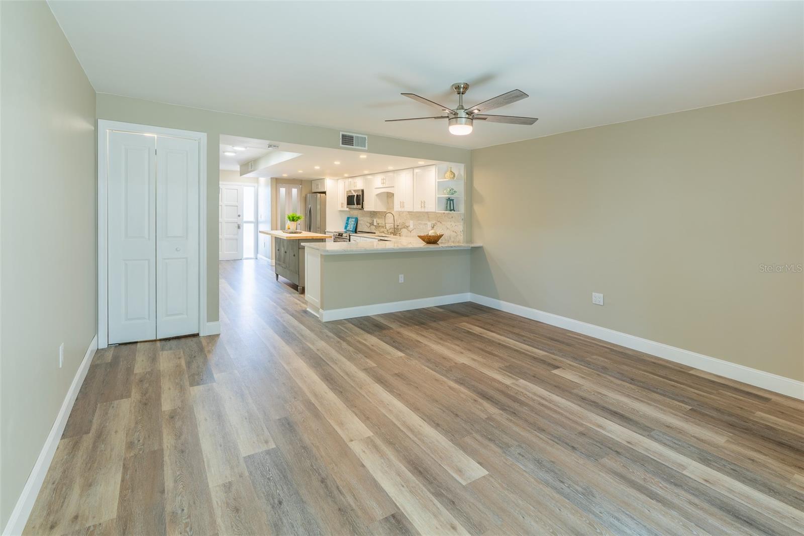 433 S PAULA DR #21 — photo 25