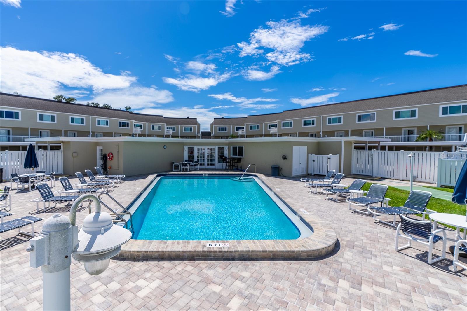 433 S PAULA DR #21 — photo 3