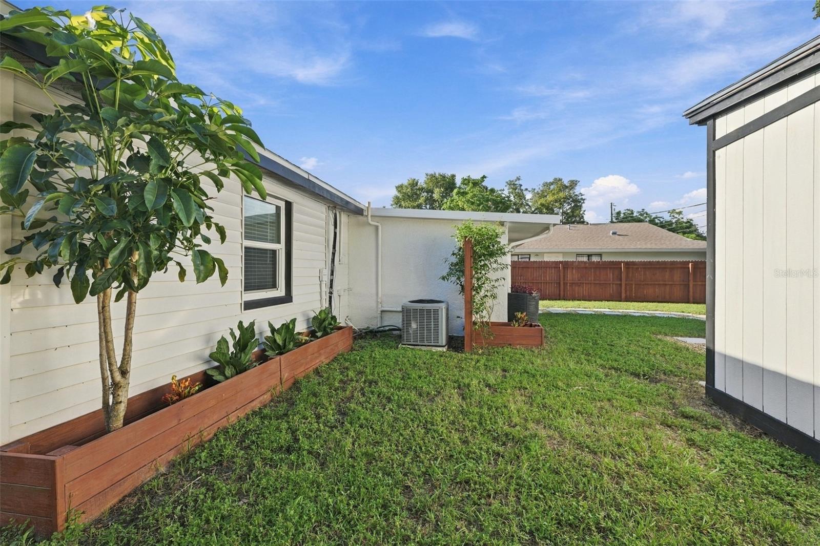 1684 CORAL WAY — photo 34
