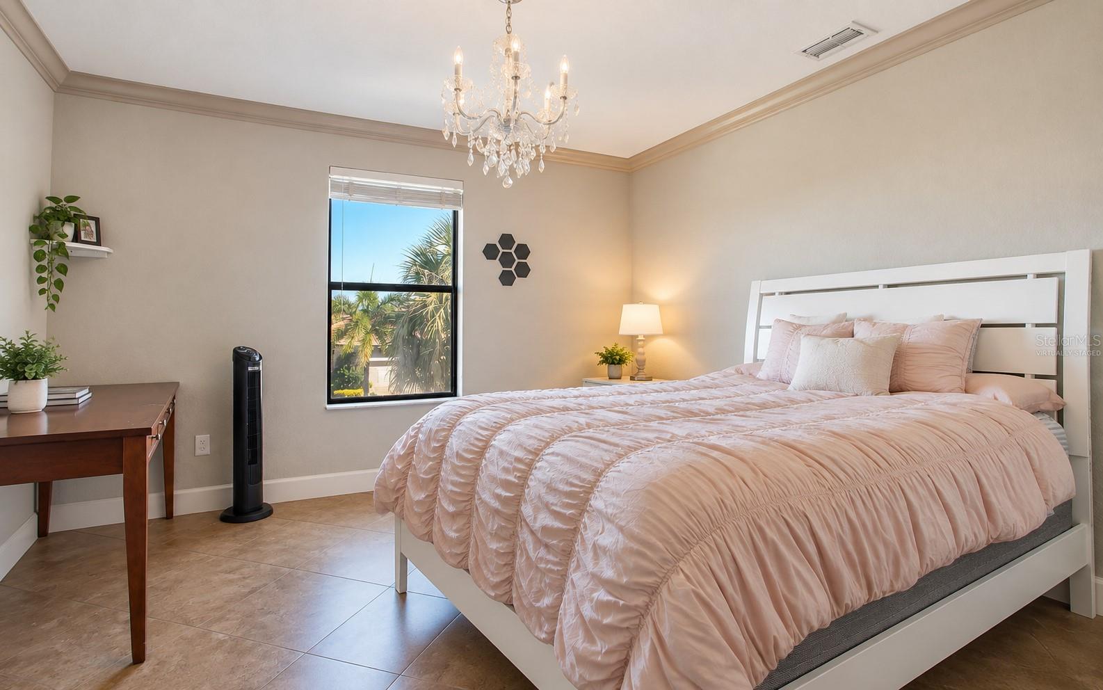 6914 QUIET CREEK DR — photo 9