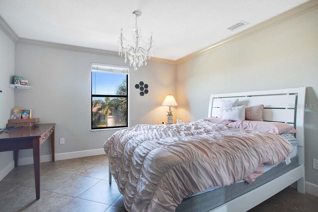 6914 QUIET CREEK DR — photo 19