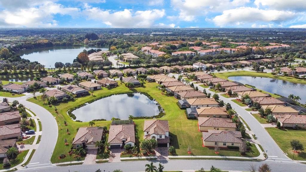 6914 QUIET CREEK DR — photo 42