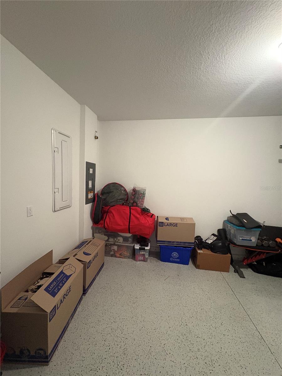 6175 DAERR RIDGE ST — photo 19